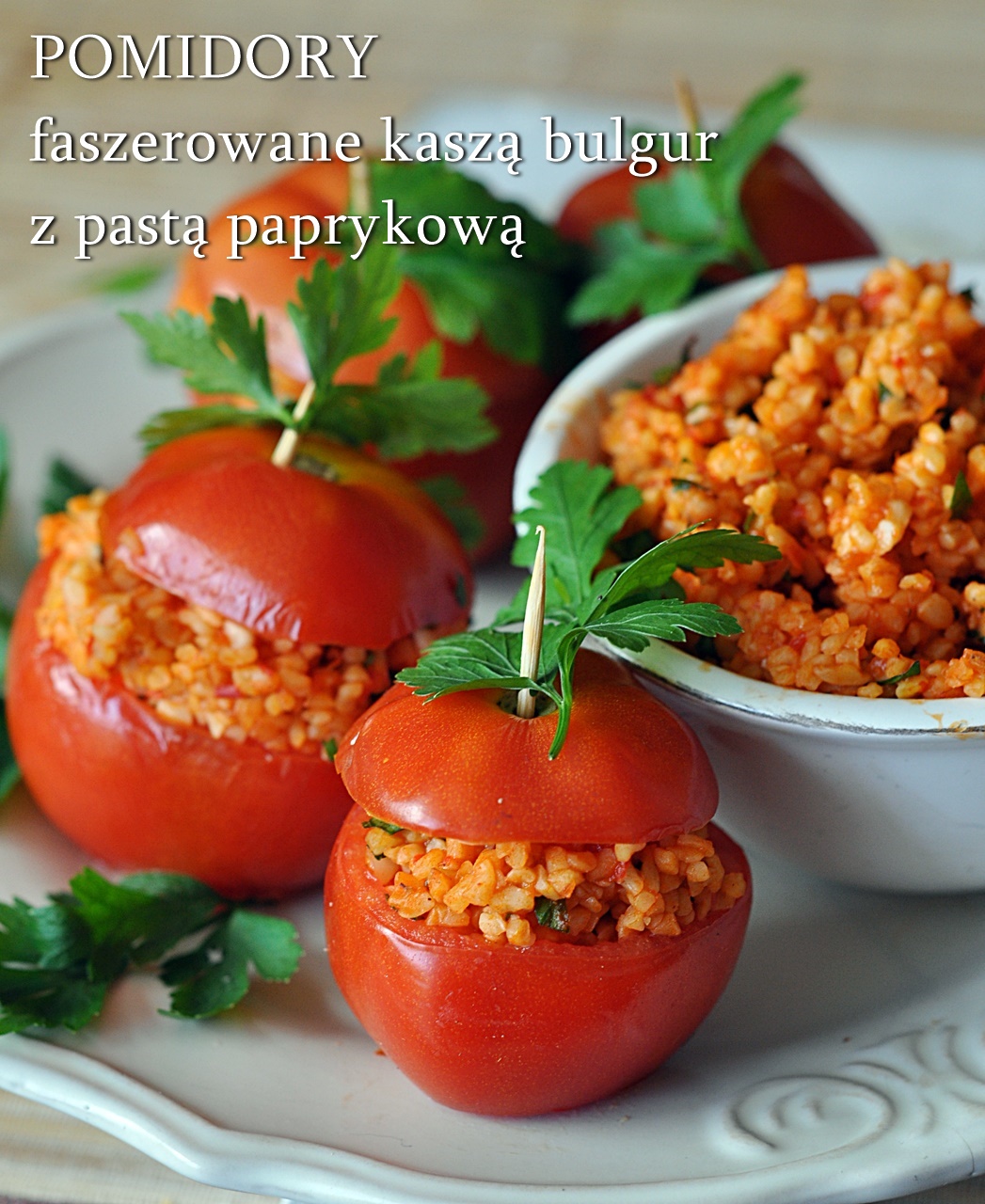 Pomidory faszerowane kaszą bulgur