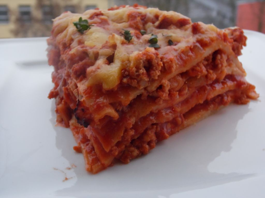 Tort naleśnikowy bolognese