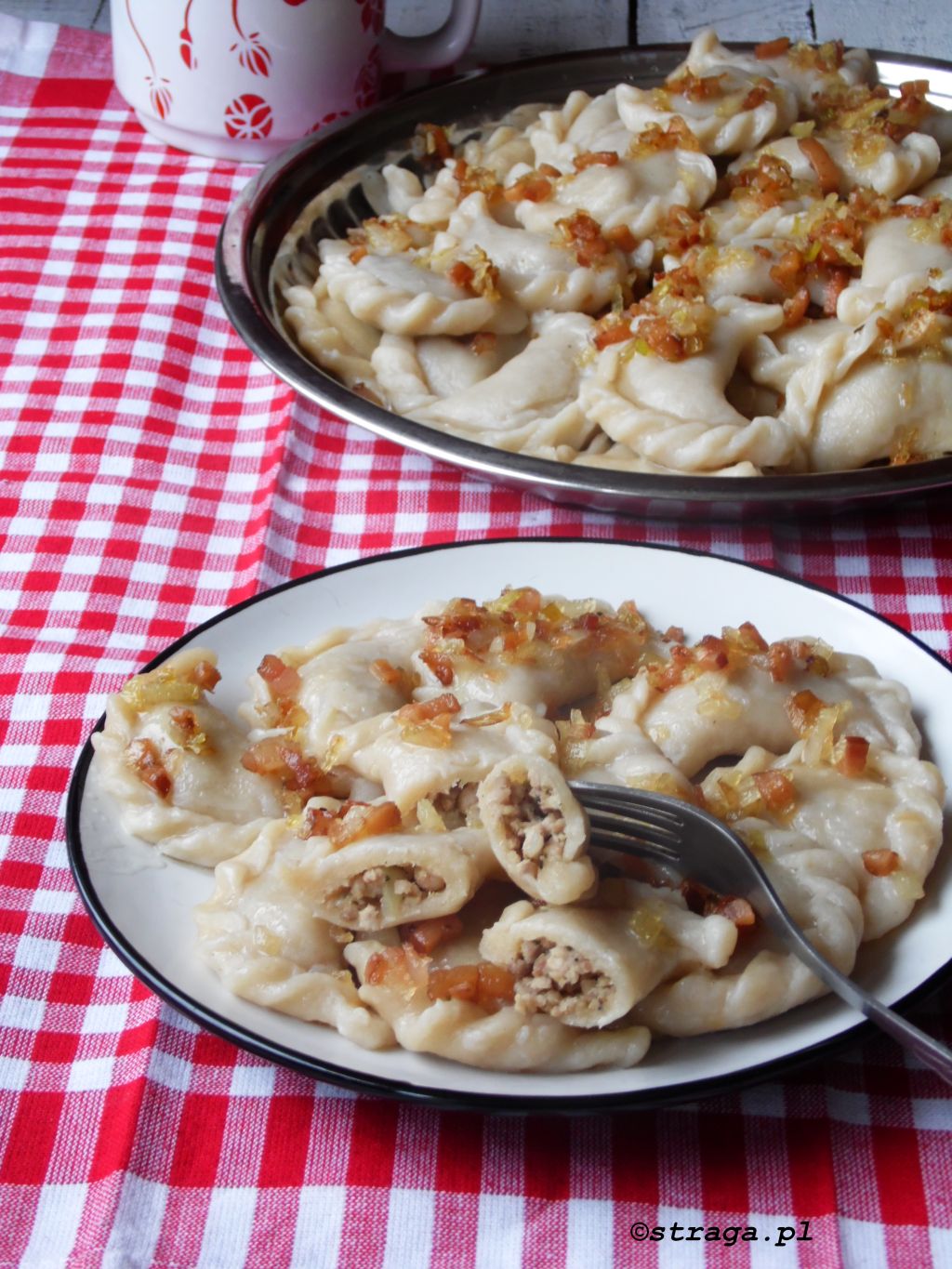 Przepis na pierogi z mięsem