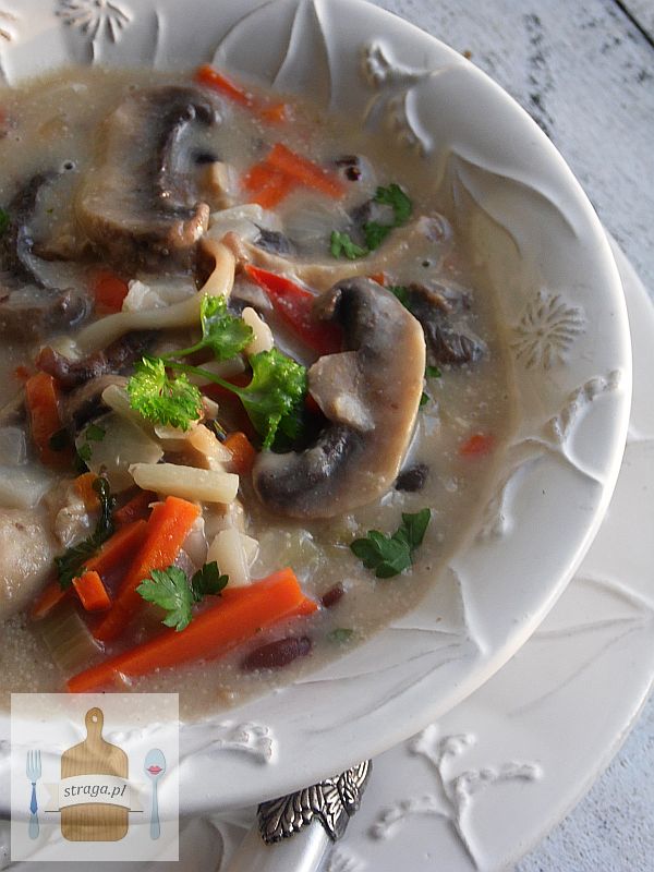 Zupa pieczarkowa