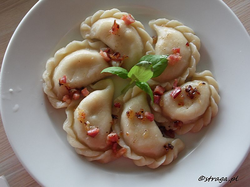 Ruskie pierogi z boczkiem