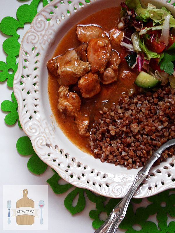 Gulasz paprykowy (Slowcooker)
