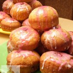 Serowe pączki nadziewane frużeliną