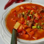 Pikantna zupa paprykowa