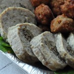 Klops drobiowy faszerowany pieczarkami