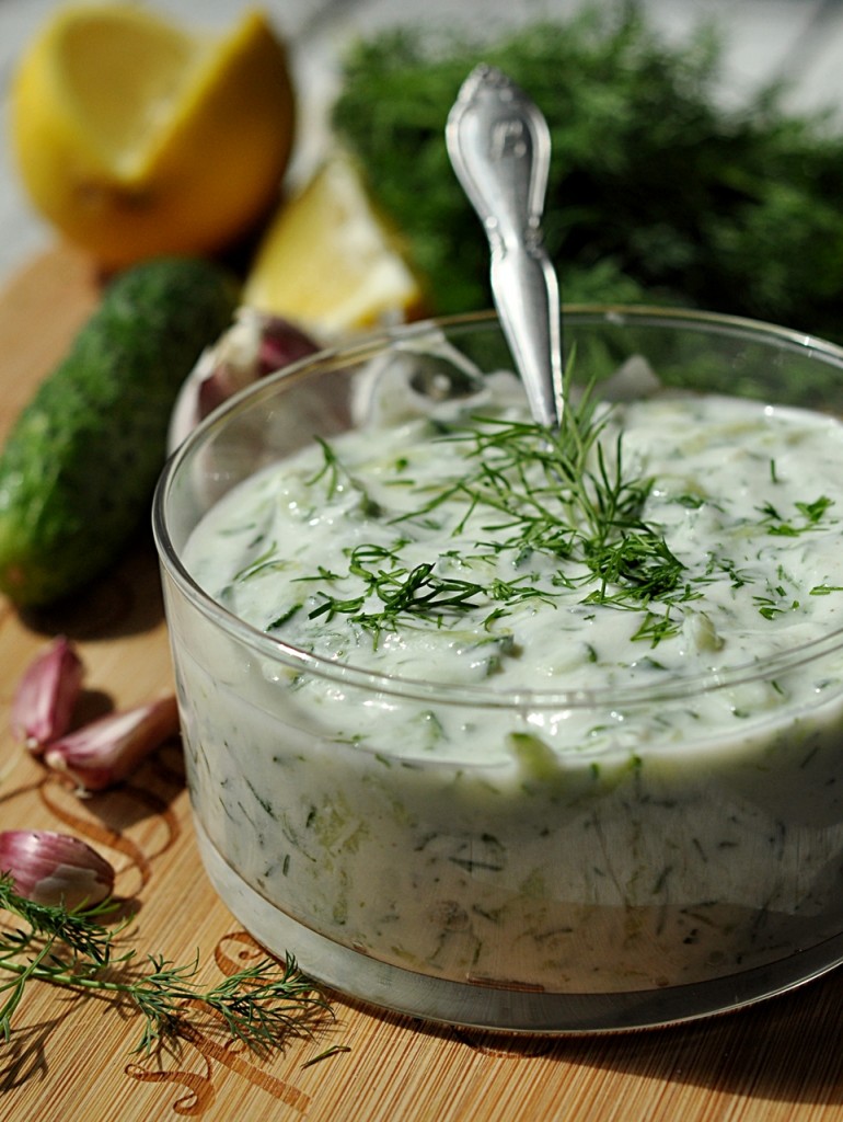 Klasyczny Sos Tzatziki