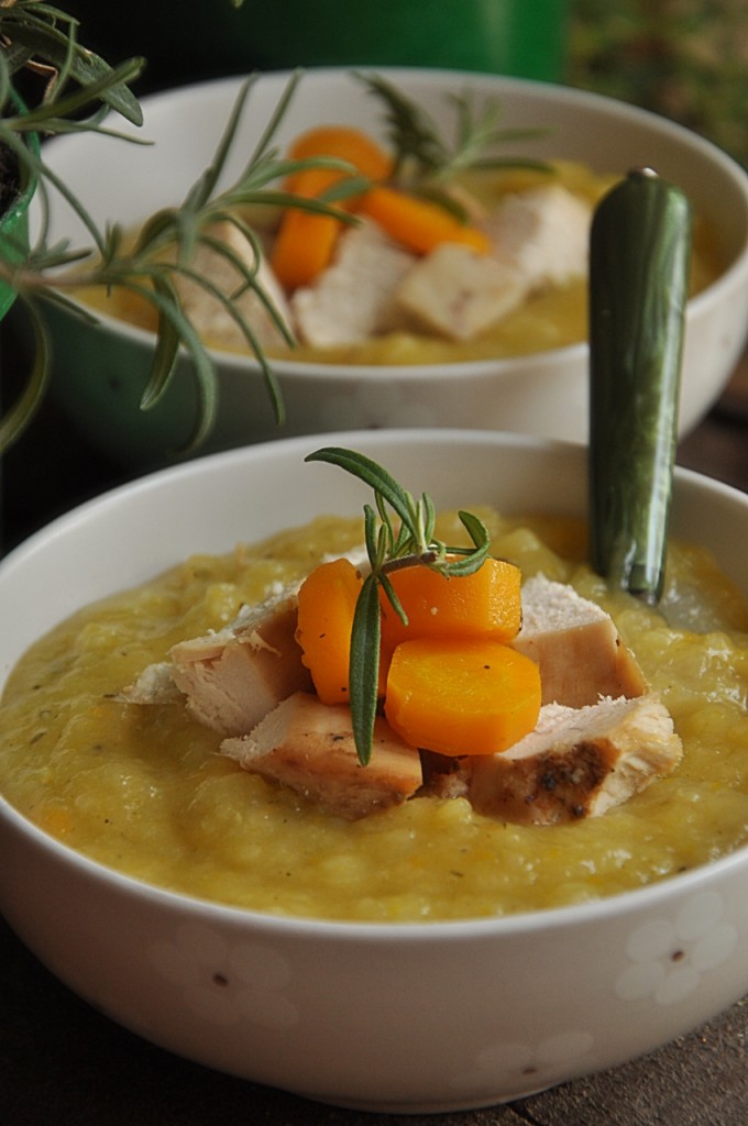 Zupa z kalarepy z grillowanym kurczakiem