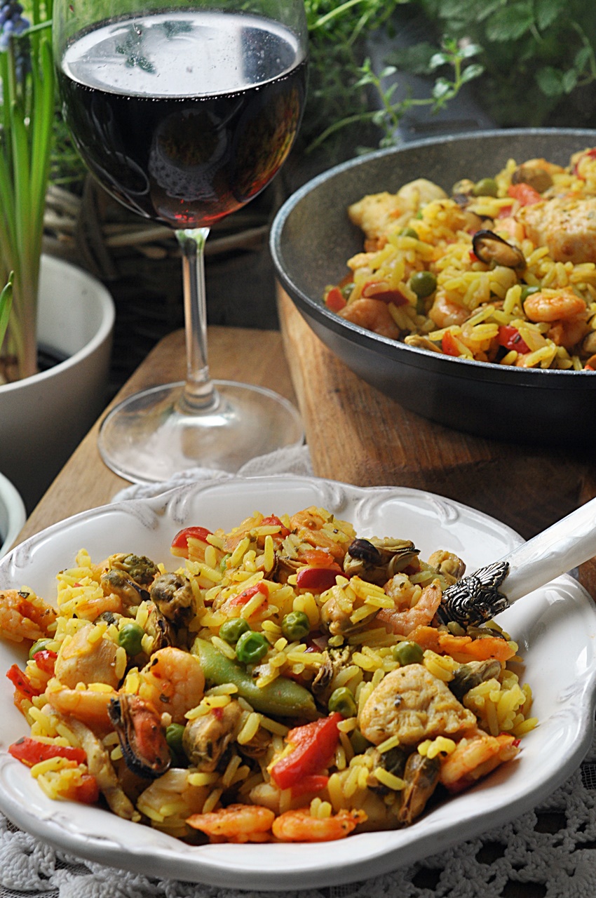 Paella valenciana